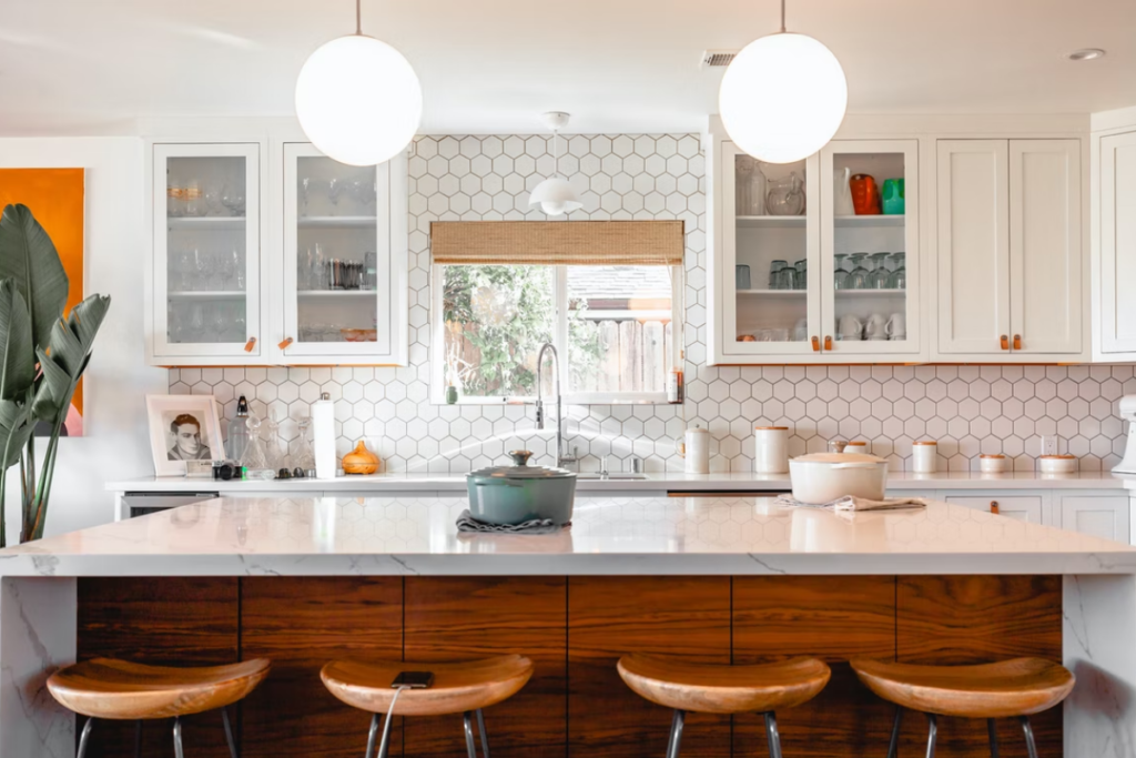 5 Design Tips for Where to Start and Stop Your Backsplash